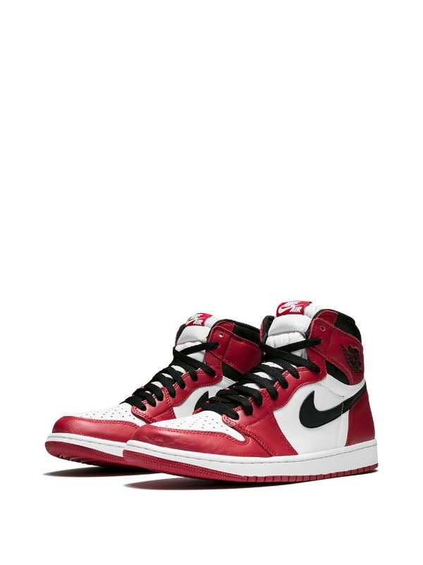 Air Jordan 1 Retro High OG Chicago