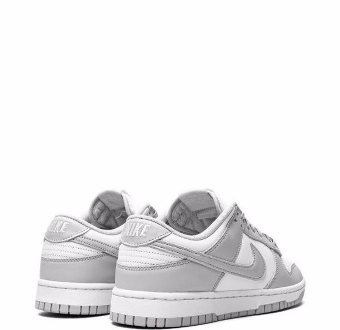 Dunk Low silhouette