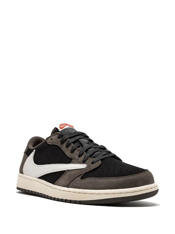 Jordan 1 Low Travis Scott