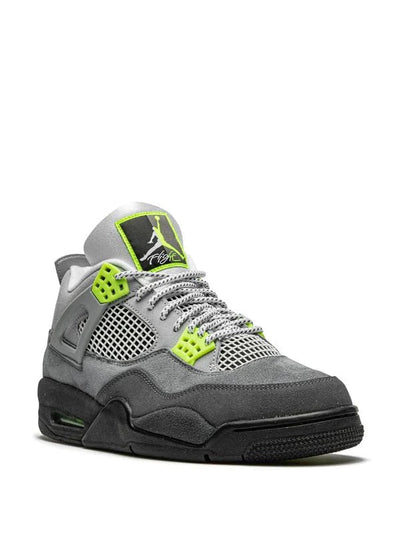 Air Jordan 4 Retro SE neon